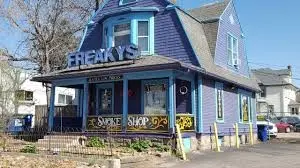 Freakys smoke shop